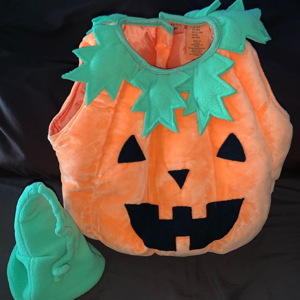 NWT Unisex Pumpkin 🎃 Plush Halloween Costume